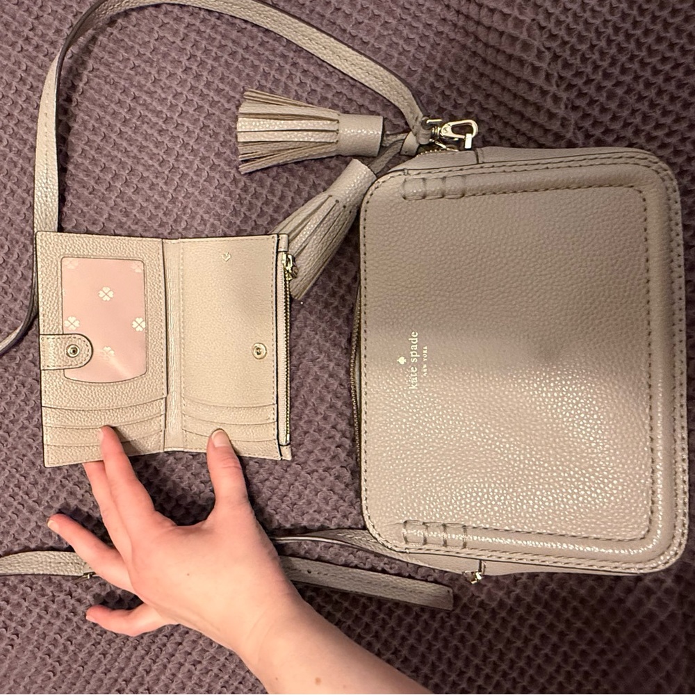 Kate Spade Pebble Gray Tan Crossbody Bag and Wallet Set - Picture 2 of 4